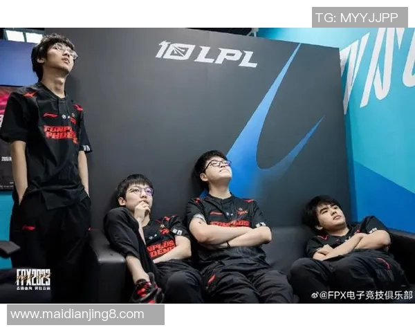 电竞新闻赛后复盘EDG与FPX精彩配合分析与战术解读